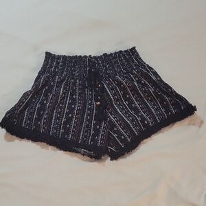 No Boundaries Navy and Multicolor Patterned Boho High Waist Shorts, Size M (7-9)